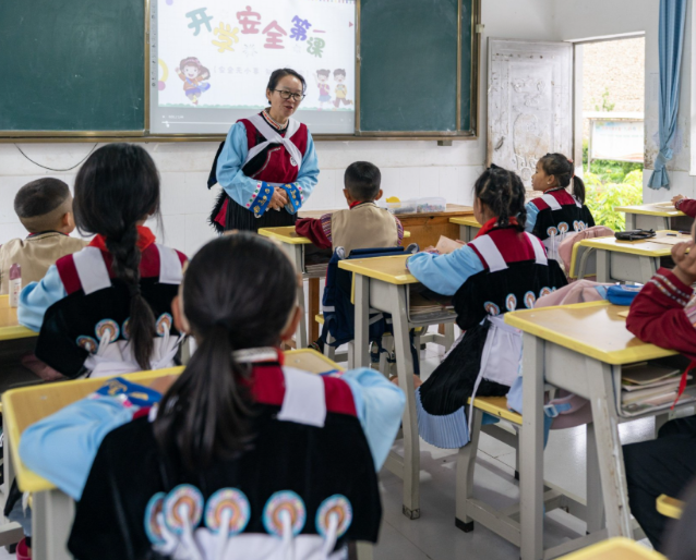 在返校预备上极简清单成为趋势轻装上阵有助于减轻心思担负 在返校预备上极简清单成为趋势轻装上阵有助于减轻心思担负